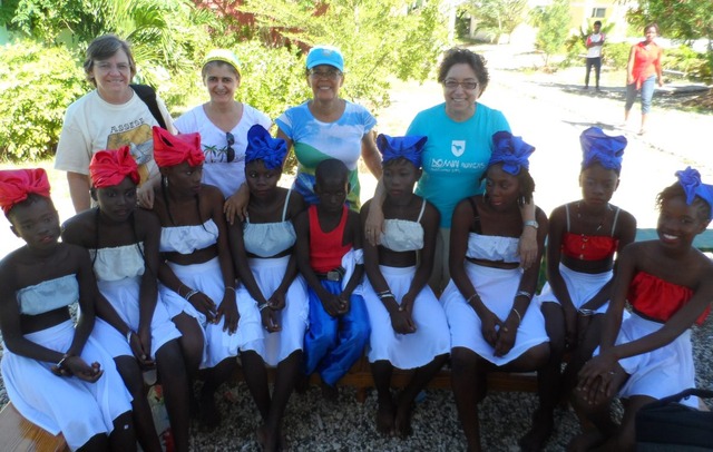 Projeto intercongregacional da CNBB e CRB leva ajuda humanitária a famílias haitianas