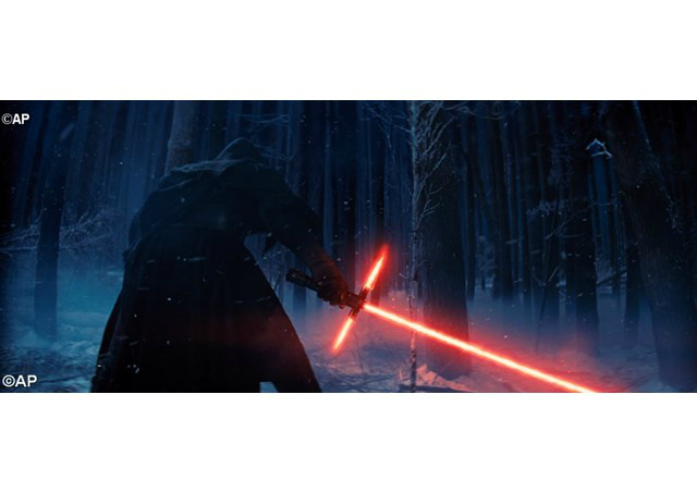 Sabre de luz de Kylo Ren - AP