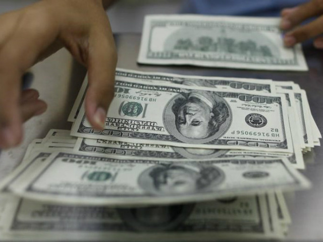 No fim da sessão, a moeda avançou 2,18%, a 4,0339 reais na venda, maior cotação de fechamento desde 29 de setembro(VEJA.com/Reuters)