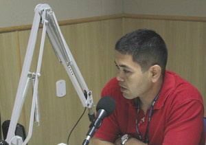 Reinaldo coordenador de Odontologia tira dúvidas de ouvintes