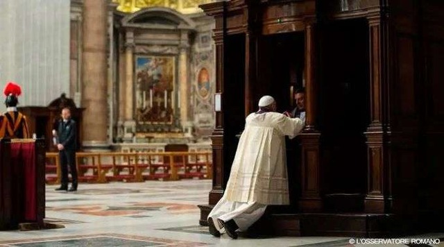 O papa Francisco celebra a iniciativa quaresmal "24 horas para o Senhor"