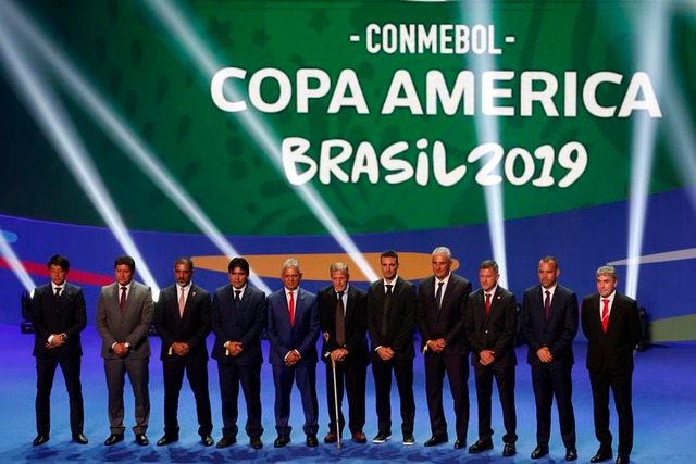 Treinadores das seleções no sorteio dos grupos da Copa América Brasil 2019, na Cidade das Artes, no Rio de Janeiro. - Fernando Frazão/Agência Brasil