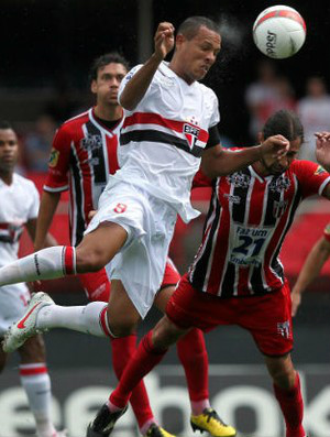 Segundo o IFFHS, Luis Fabiano é o 'matador' brasileiro
no século (Foto: Gaspar Nóbrega / VIPCOMM)