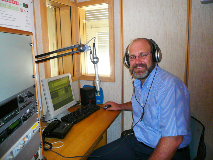Silvonei José,correspondente da Rádio Vaticano, em Roma/IT.