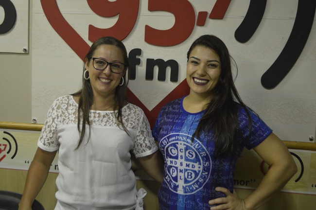 Patricia e Michelly. Foto: Rádio Coração FM
