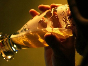 A reprise se dá pela relevância e realidade do assunto na Diocese que é a venda de bebidas nas festas das paróquias