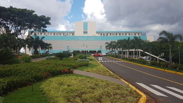 Santa Casa de Campo Grande é uma das instituições hospitalares que obteve repasses do governo do Estado essa semana - Crédito: Ricardo Minella/Divulgação
  

 