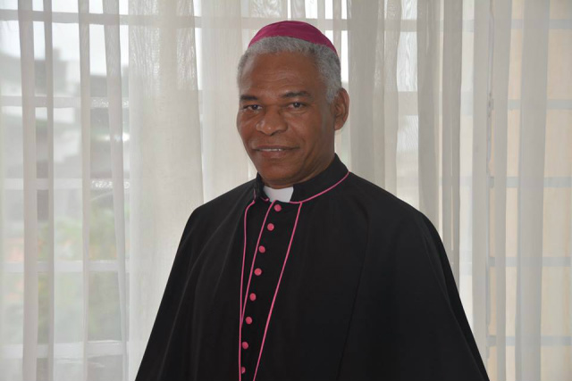 Dom Henrique Aparecido de Lima, bispo de Dourados ordenado no dia 30/01/2016.