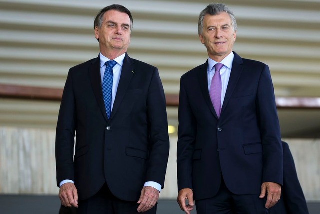 É a primeira visita oficial do presidente ao país vizinho