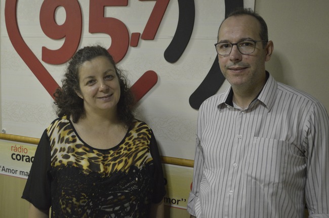 Ozair Sanabria e o promotor Luiz Gustavo Camacho Terçariol. Foto: Rádio Coração FM