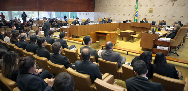 Plenário do Supremo durante julgamento do aborto de feto sem cérebro nesta quinta (Foto: Nelson Jr. / STF)