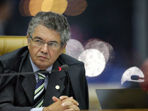 O ministro Marco Aurélio Mello, que relatou a ação
que pediu liberação do aborto para feto anencéfalo
(Foto: Fellipe Sampaio / SCO / STF )