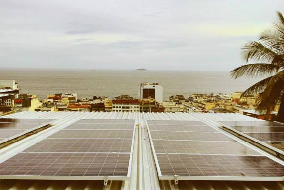 Comunidade do Rio investe em energia solar. Foto: Divulgação