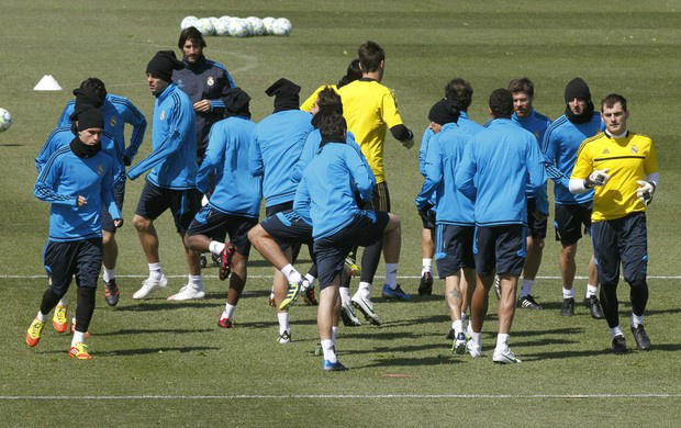 Real Madrid treina na Alemanha: merengues buscam o 10º título da Champions (Foto: Agência EFE)