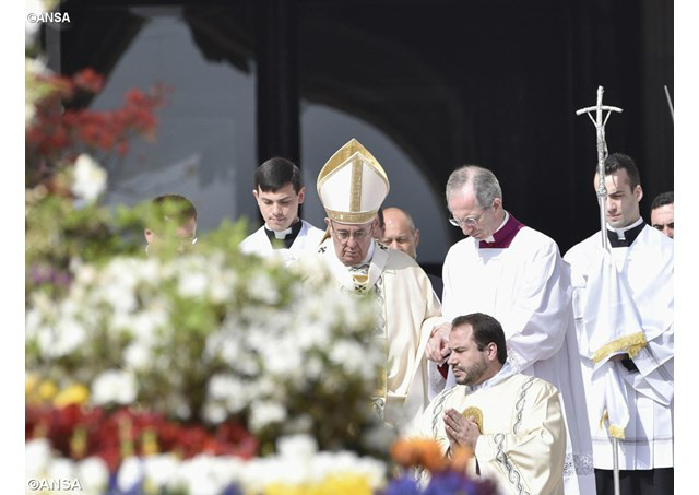 Papa preside Santa Missa no Domingo da Divina Misericórdia - ANSA