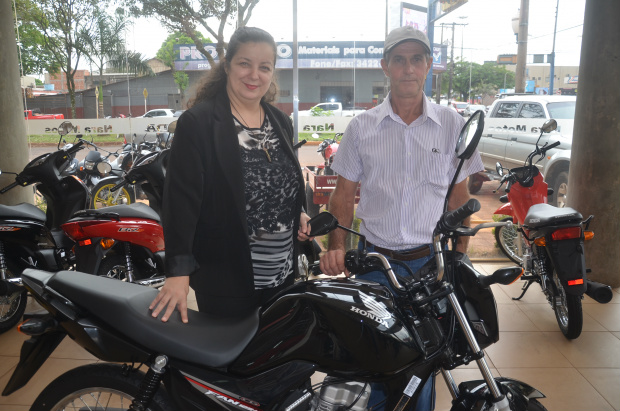 1° Prêmio - Uma Moto Honda FAN 125 KS - Euclides J. K. Schmedike - Montese/MS Cartela -1527