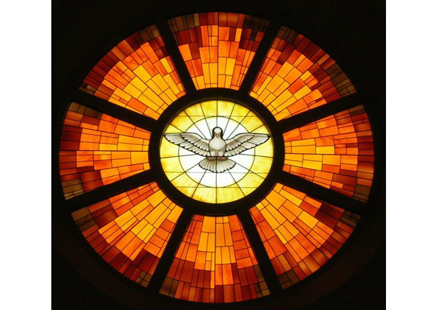 A efusão do Espírito Santo é uma característica em comum entre todos os membros da RCC no mundo. 