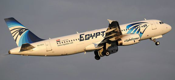 França abre inquérito para apurar acidente com avião da EgyptAir