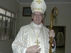 Arcebispo de Brasília preside celebração da Páscoa Militar em Dourados Arcebispo Militar de Brasília, Dom Osvino José Both, na Catedral Diocesana Imaculada Conceição.