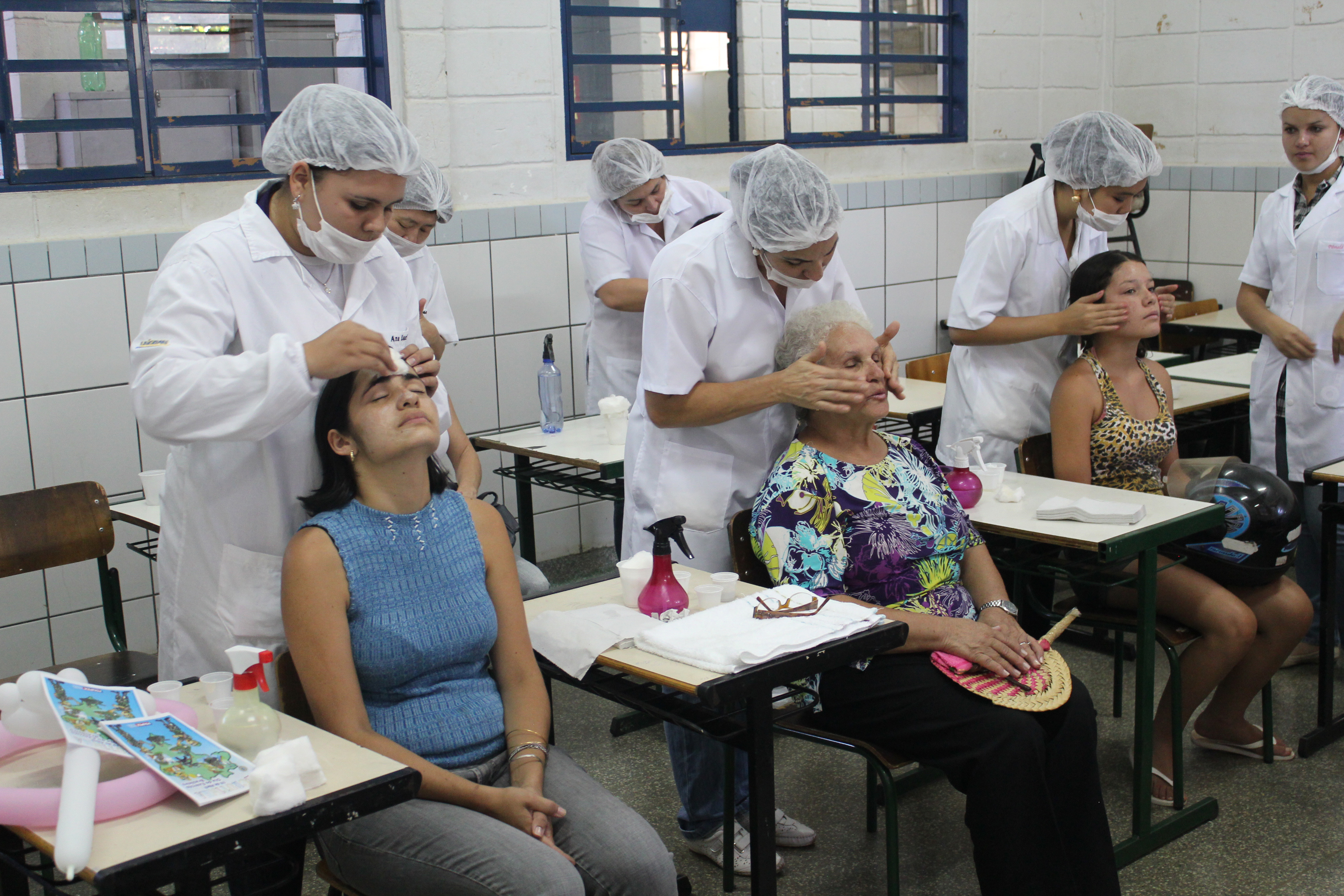 Última ação foi feita na Escola Municipal Januário Pereira de Araújo, no Jardim Itália