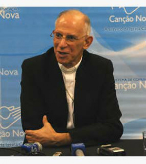 Arquivo Canção Nova'A medida que a família dá aquilo que é uma riqueza interna, ela se enriquece mais', afirma Dom Antônio Augusto