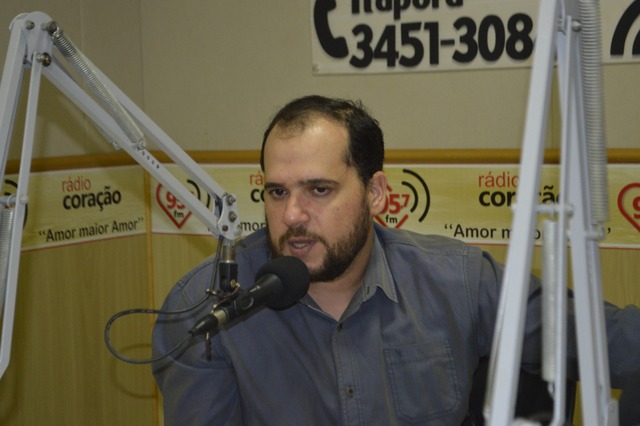 Empresário Alessandro Daniel Dutra, foi entrevistado pelo comunicador Alcemir Soares,  destacou o trabalho das suas empresas. 