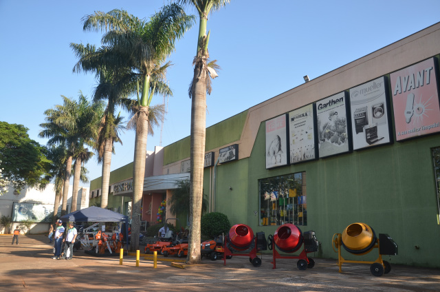 Fachada da Cergrand, em Dourados que fica localizada na Avenida Marcelino Pires, em frente ao Shopping Avenida Center.