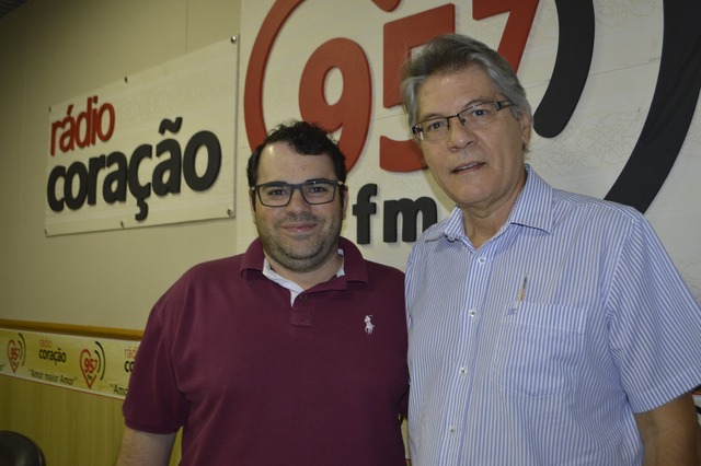 Sr. Aparecido Justiniano, proprietário da empresa Passeio Turismo, de Dourados, participou hoje(26/09) às 8h do programa MANHÃ VIVA da Rádio Coração, com  o comunicador Alcemir Soares.