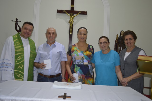 Empresários de Dourados participam da missa do projeto 'Amigo do Coração'