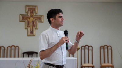 Padre Danilo Pinto dos Santos, do clero da arquidiocese de Salvador e assessor nacional da Comissão para a Cultura e Educação da CNBB. Crédito: Daniel Flores/CNBB