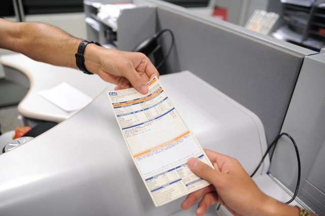 Gabriela Korossy / Consumidores deverão pagar, por meio de acréscimos na conta de luz, empréstimos feitos pelas distribuidoras
