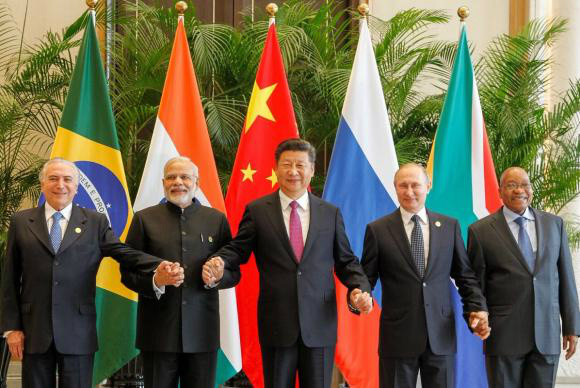 Líderes do Brasil, Rússia, Índia, China e África do Sul, países que integram o Brics, reúnem-se antes da Cúpula do G20Reprodução/Twitter Michel Temer