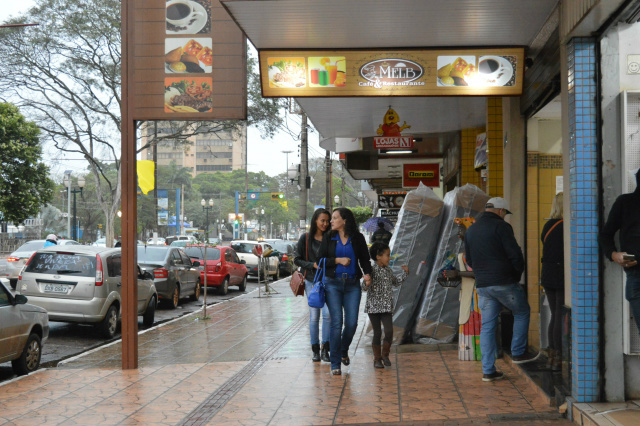 Comércio fechará no feriado e retorna na quinta (08)- Foto: Gizele Almeida