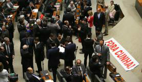 Aliados de Eduardo Cunha tentaram até o fim uma última manobra para que o deputado conseguisse uma pena mais brandaFabio Rodrigues Pozzebom/Agência Brasil