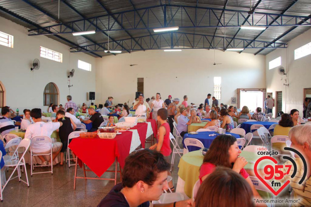 Igreja Santo Andre faz almoço para levantar recursos Igreja Santo Andre faz almoço para levantar recursos
