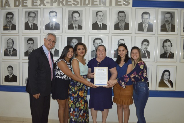 Alunos da Escola Vilmar recebem moção pela premiação na Fecigran/2019