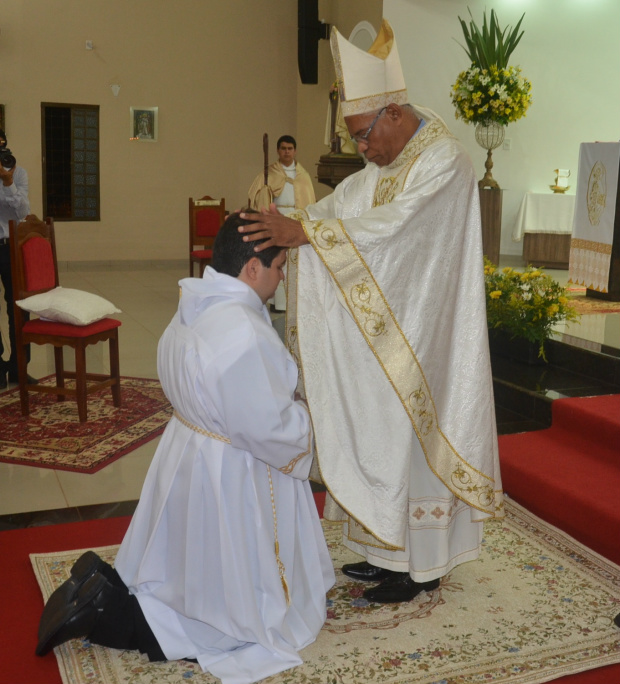 Bruno Florindo, durante sua ordenação diaconal na Paróquia Santa Teresinha. Foto: Estanislau Sanabria/RC