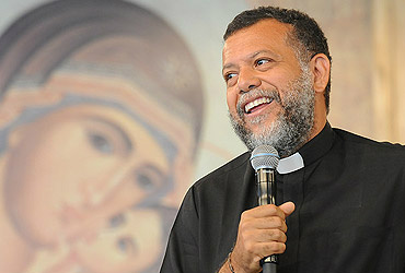 Estar com Deus sempre, sempre, sempre, sempre... é melhor! (Pe. Alberto Linero)
Foto: Natalino Ueda/Cancaonova.com
