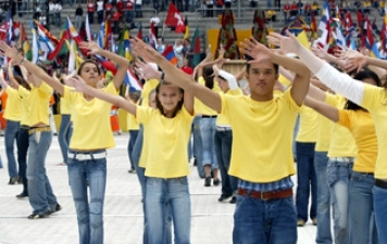O convênio estipula que a seguradora investirá US$ 1.227.180 no Jovem de Expressão até 2012.