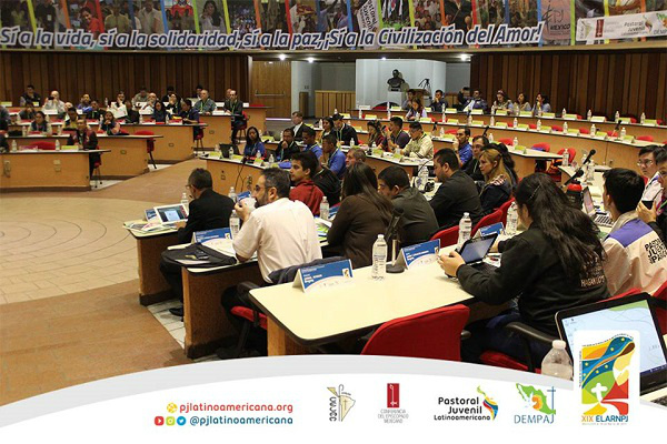 Delegação brasileira participa de Encontro dos Responsáveis da Pastoral Juvenil no México