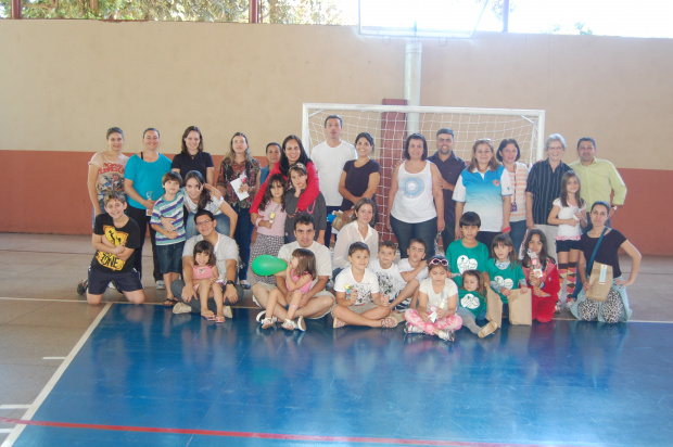 Pais, alunos e direção do EIC no workshop realizado no EIC.